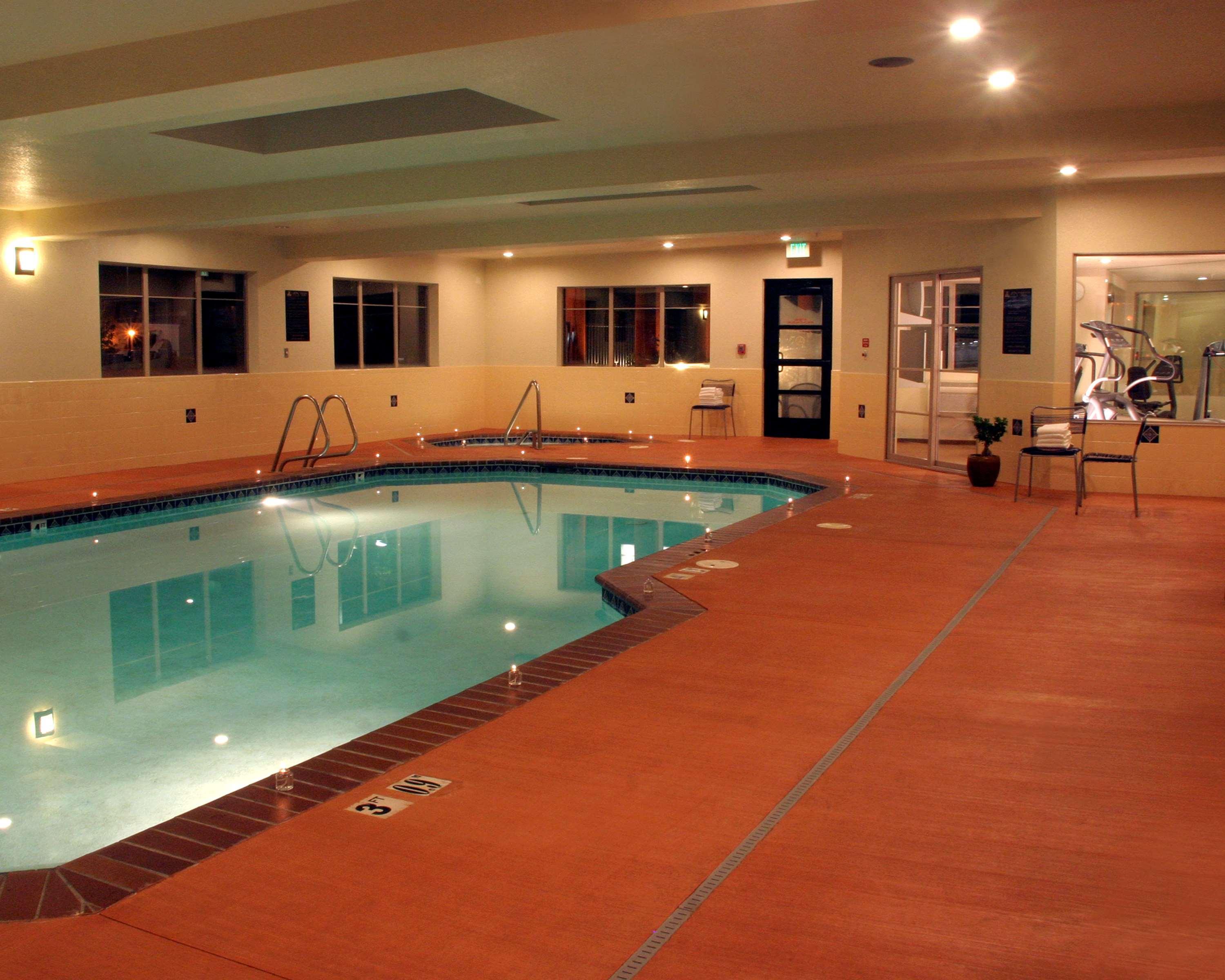 Best Western Snowcap Lodge Cle Elum Bagian luar foto